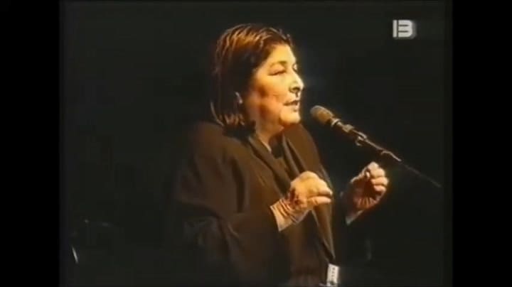 Mercedes Sosa - Honrar La Vida (En Vivo)