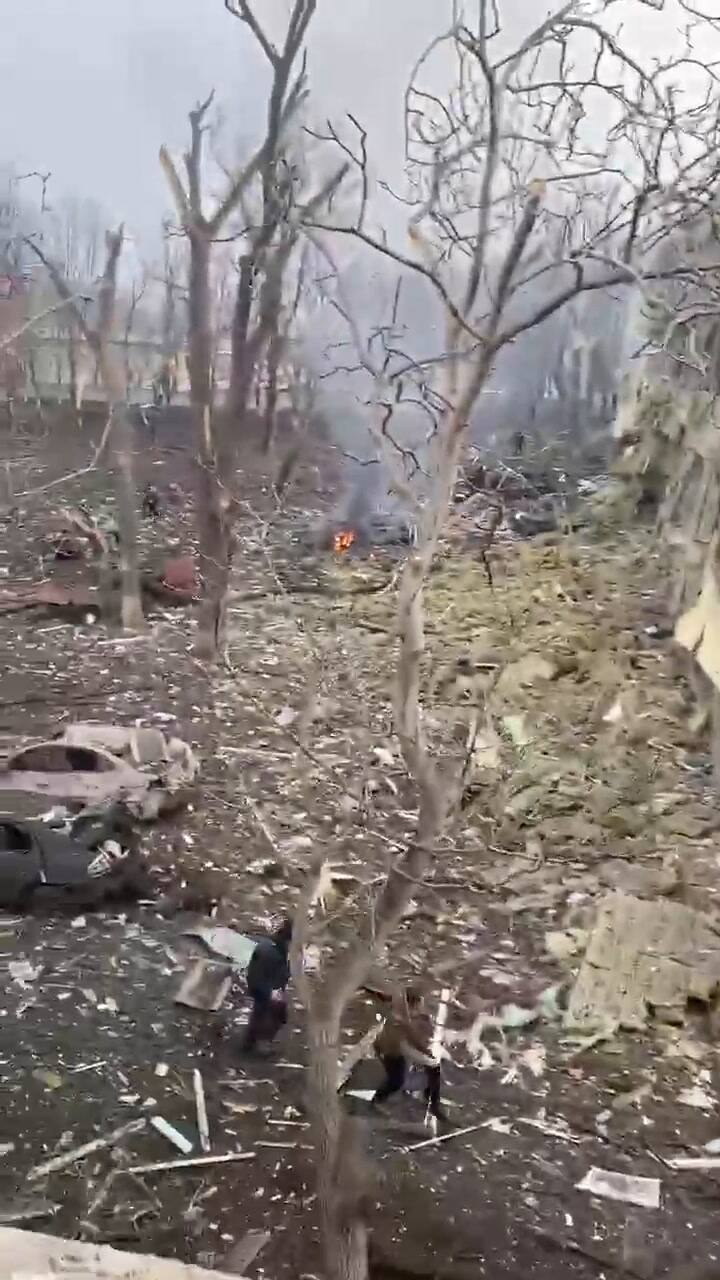 Zelensky denuncia el ataque a la maternidad de Mariupol