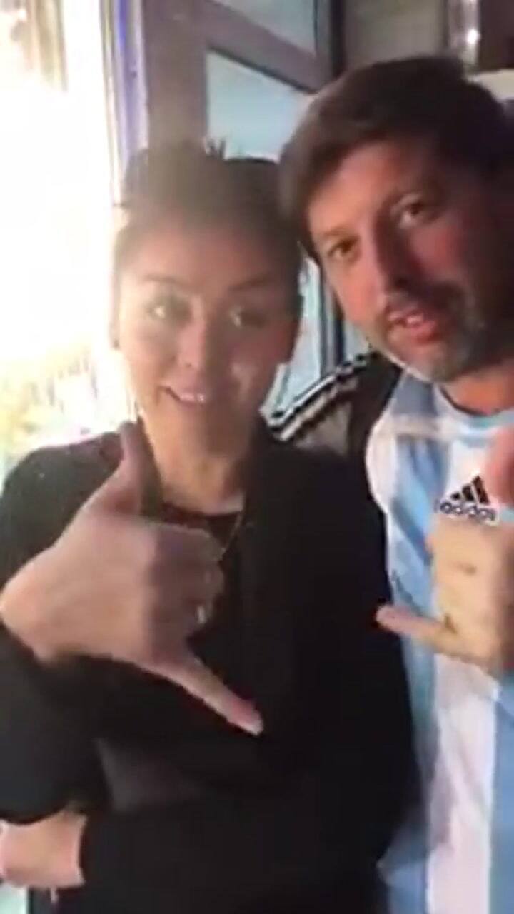 Rusia 2018: Otro argentino hizo decir guarangadas en un video a una mujer que no habla español - Fue
