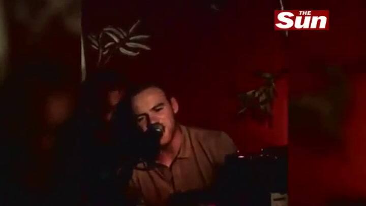 El karaoke de Rooney en Barbados