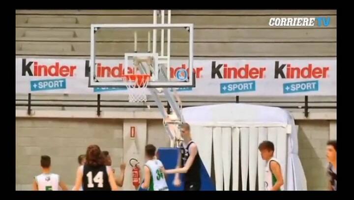 Las mejores jugadas de Robert Bobroczkyi