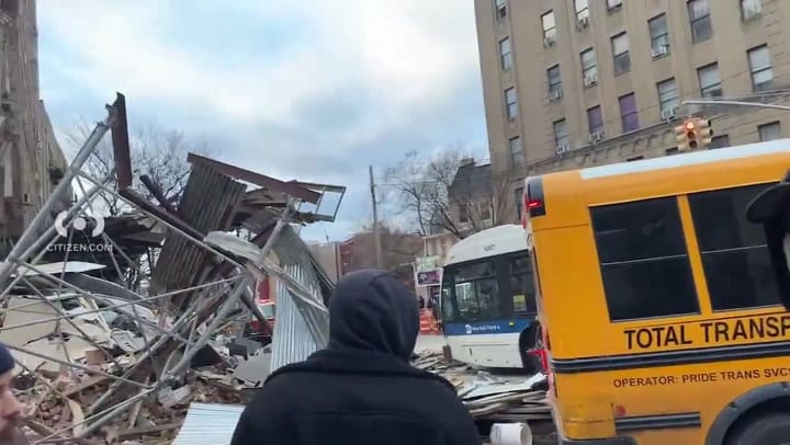 El colapso parcial de un edificio en El Bronx, Nueva York, el 11 de diciembre de 2023