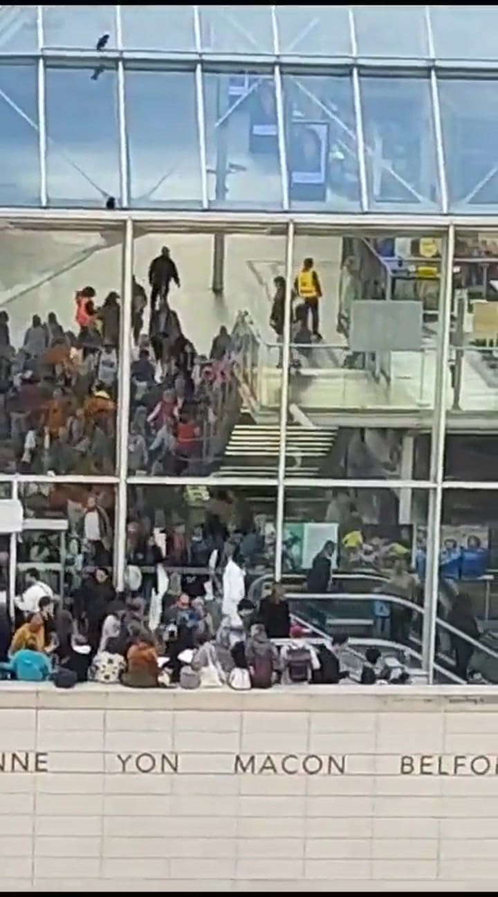 Así evacuaron la estación de tren Gare de Lyon
