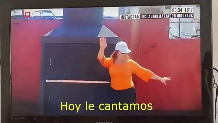 El bizarro clip de Claudio María Domínguez contra el coronavirus