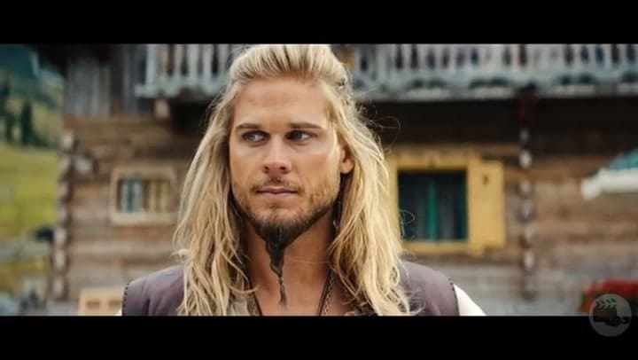 Comer, rezar, ladrar, tráiler