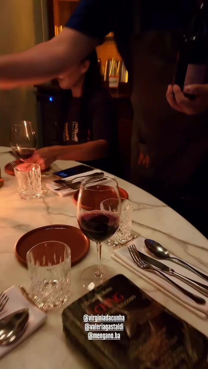 Ketidakhadiran Lissa Vera saat makan malam memicu rumor adanya jarak dalam grup