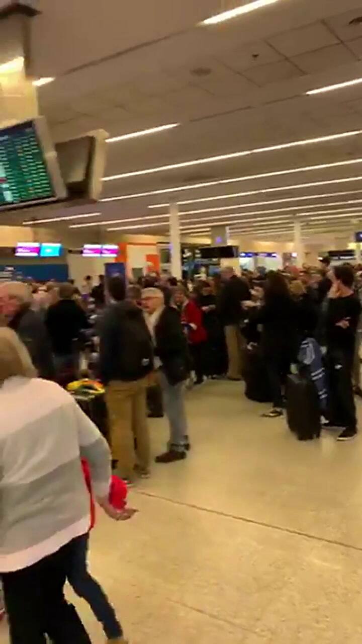 Paro sorpresivo en Ezeiza