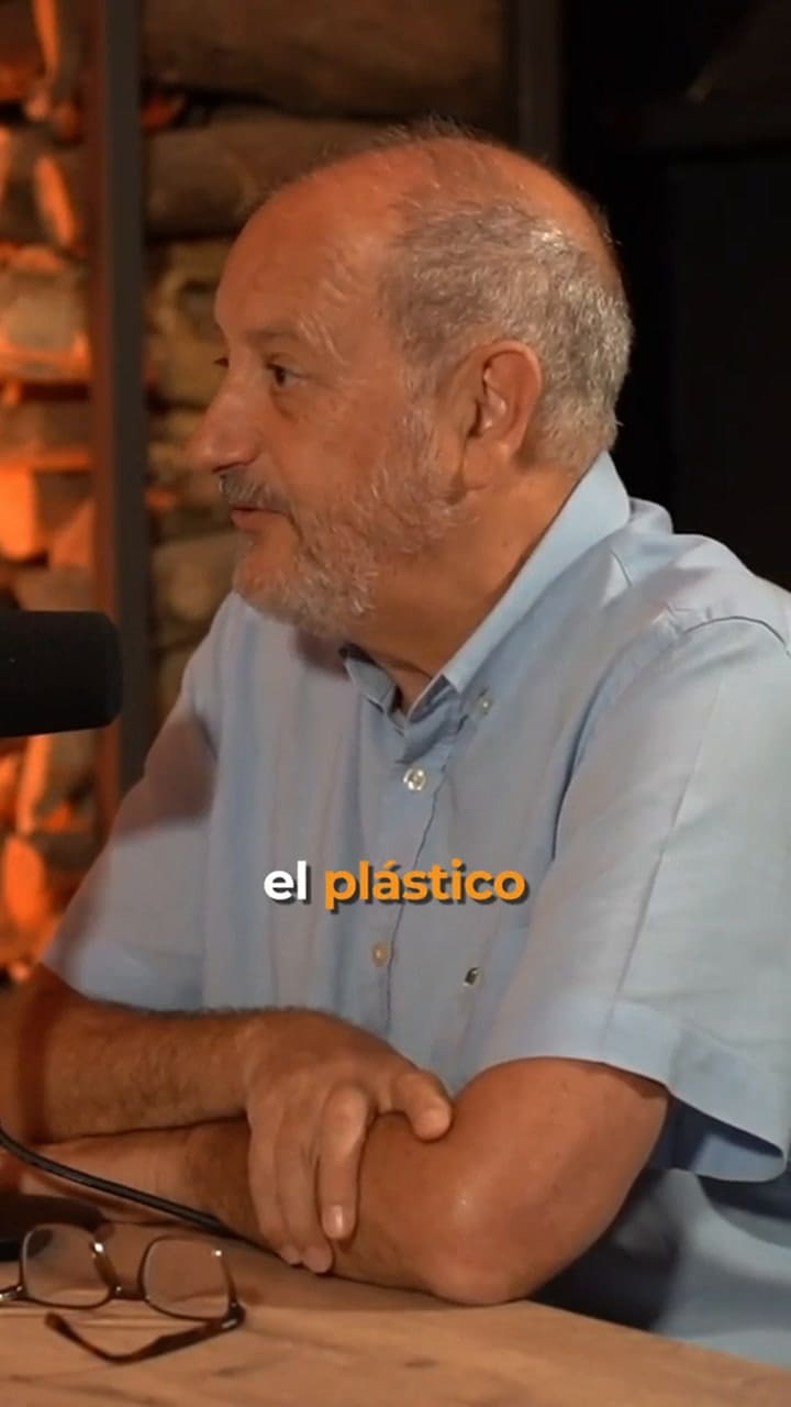 "No es bueno el plástico del interior de las latas de conserva", aseguró Nicolás Olea