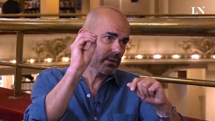 Eduardo Sacheri “Hay un enfoque de la educación corporativo, inflexible y negador de la realidad”