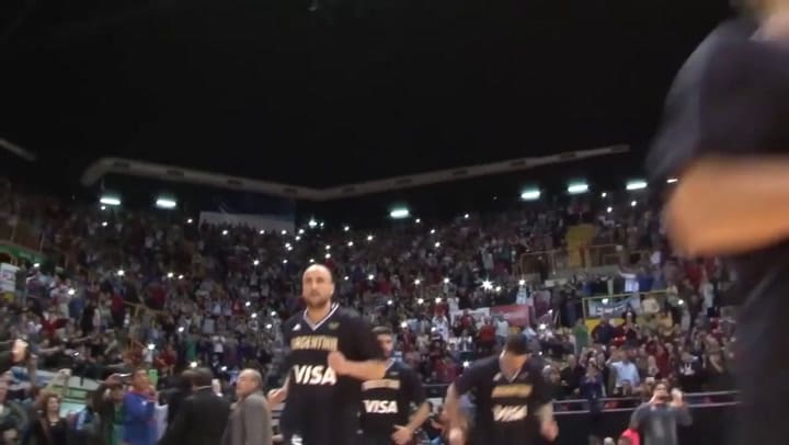 Homenaje a la Generación Dorada - Fuente: YouTube