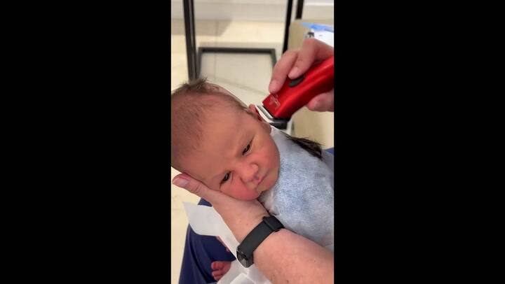 Mica Viciconte mostró el primer corte de pelo de Luca Cubero