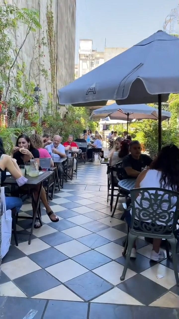 atis bar san telmo propiedades