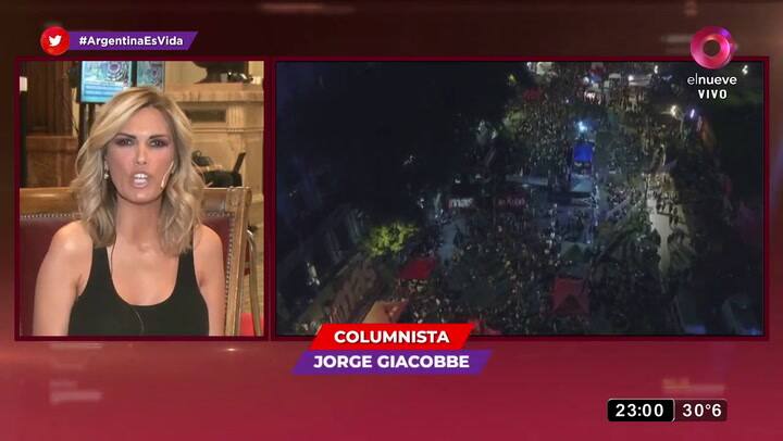 Viviana Canosa en la apertura de su programa desde el congreso - Fuente: elnueve