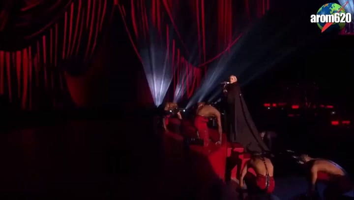 La caída de Madonna - Fuente: YouTube