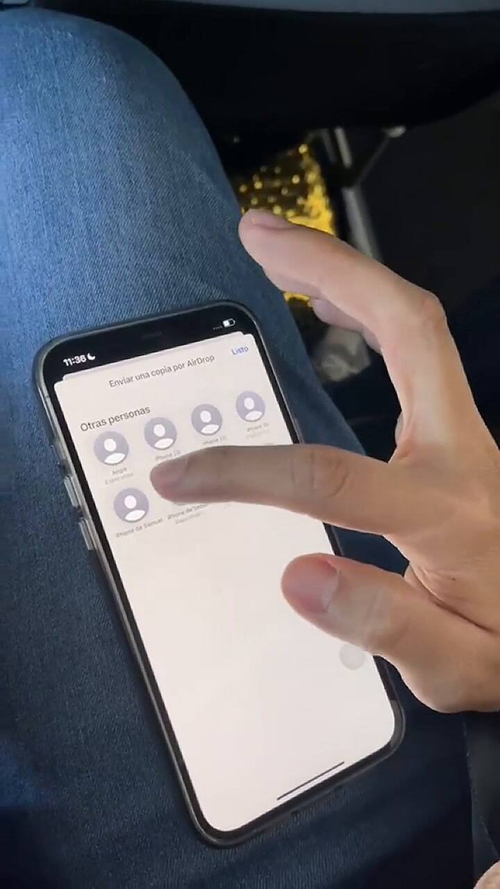 Un pasajero hizo de las peores bromas a bordo del avión