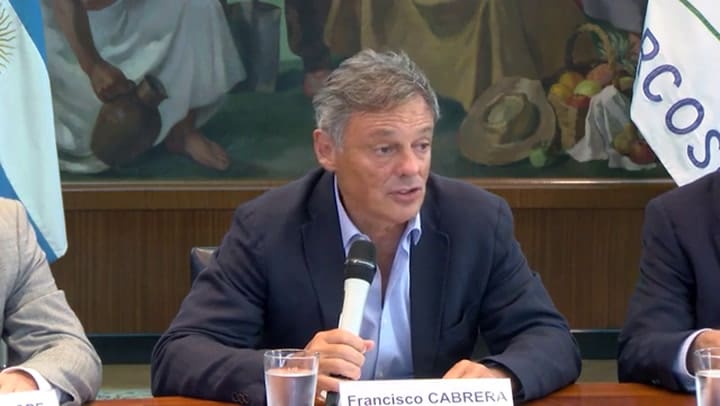 El anuncio del megadrecreto, DNU 27/2018, en enero