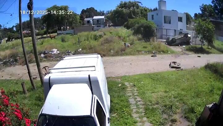 Persecución, vuelco brutal y milagro en Mar del Plata: salió volando y sobrevivió de milagro