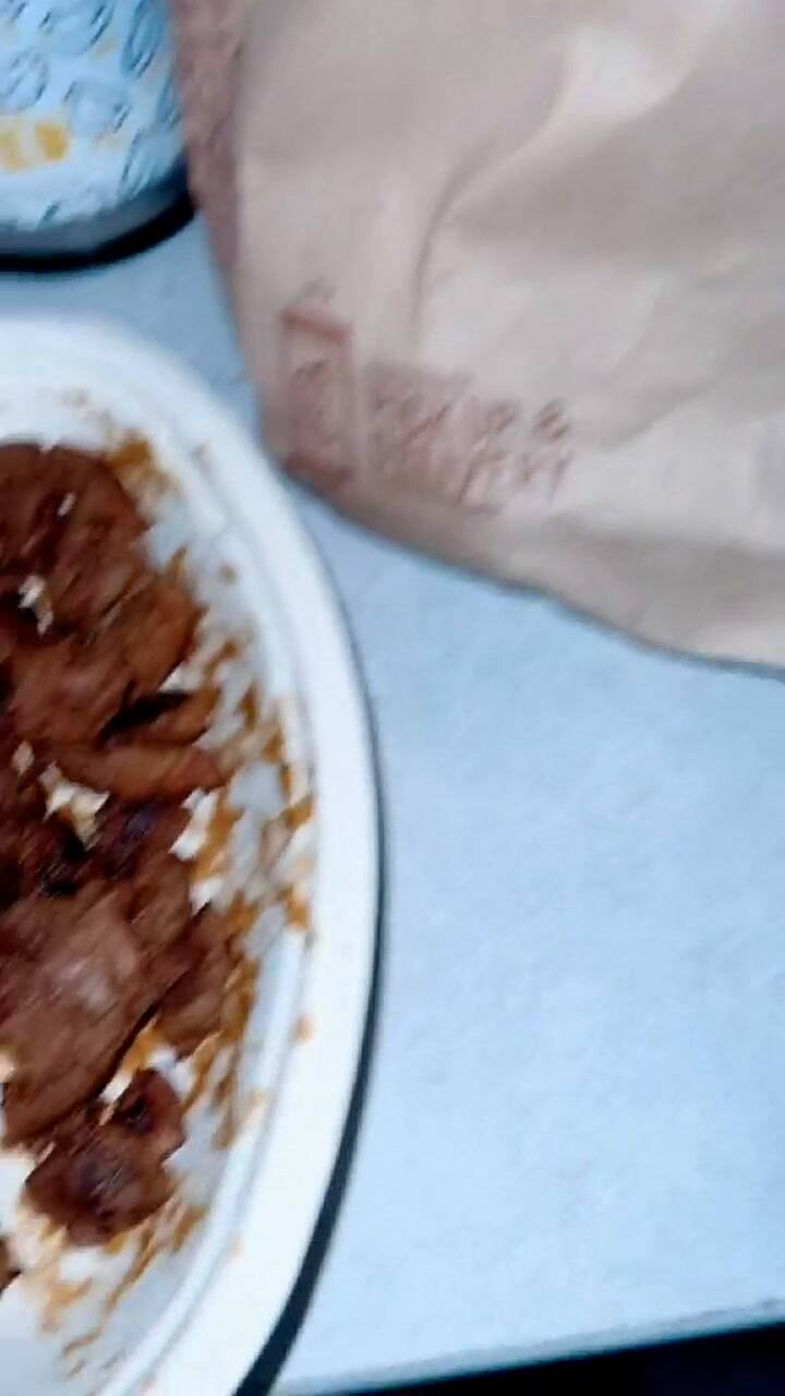 Pidió en línea y cuando la orden le llegó, enfureció