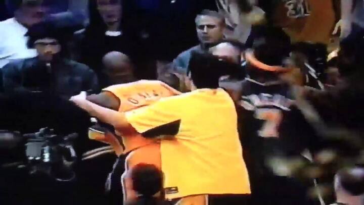 Kobe Bryant vs. Reggie Miller - Fuente: YouTube