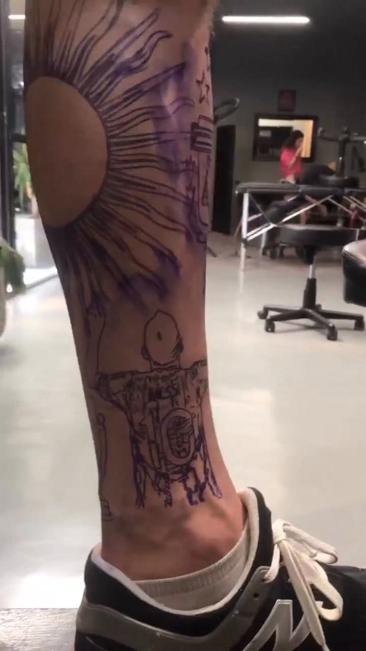 Rodrigo Gutta mostró los tatuajes en su Instagram