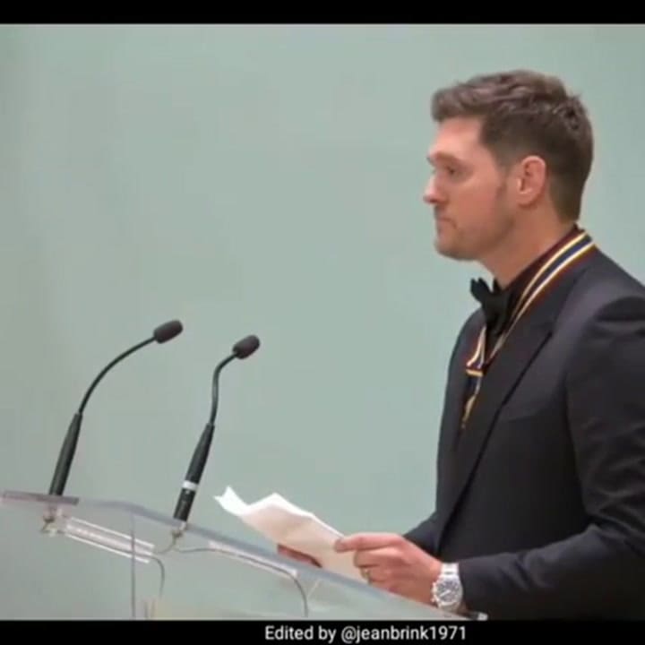 Michael Bublé, emocionado en su primera aparición pública tras la enfermedad de Noah