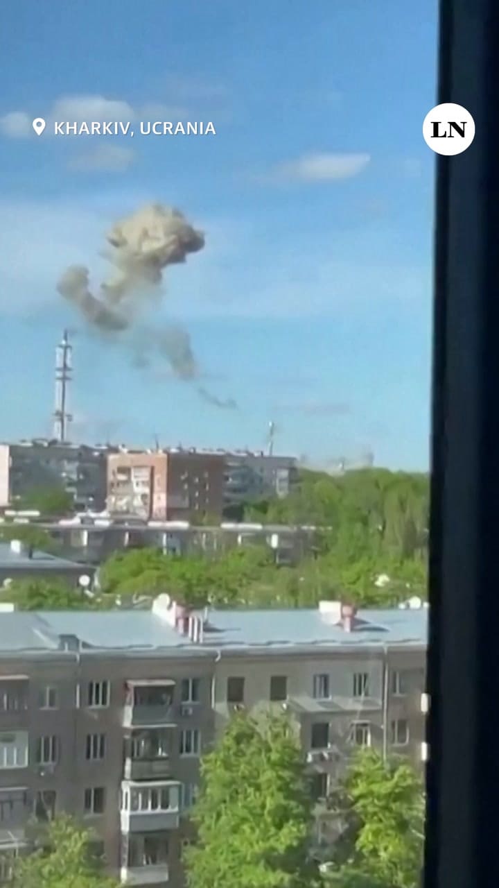 Impactante: Rusia bombardeó la antena de un canal de tv ucraniano