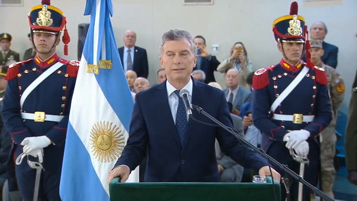Macri anunció subsidios para familiares de muertos en un ataque montonero - Fuente: Casa Rosada