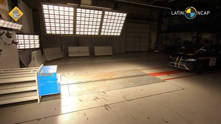 Volkswagen T-cross + 6 Airbags