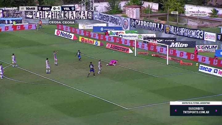 El gol de Lanzini en la derrota de Vélez ante Gimnasia de Mendoza