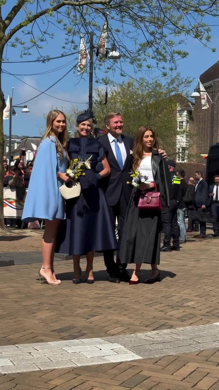 La reina Máxima, el rey Guillermo Alejandro y las princesas Amalia y Alexia en los festejos por el Día del Rey
