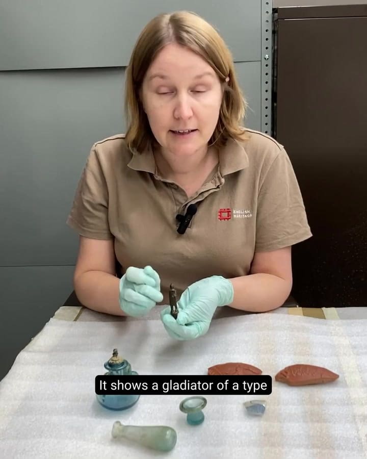 Descubrieron en las inmediaciones del Muro de Adriano el mango de un gladiador