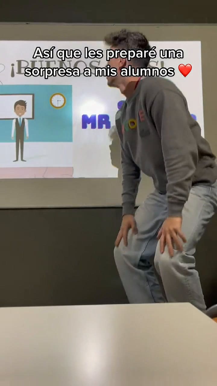Es profesor y sus técnicas de enseñanza se volvieron viral
