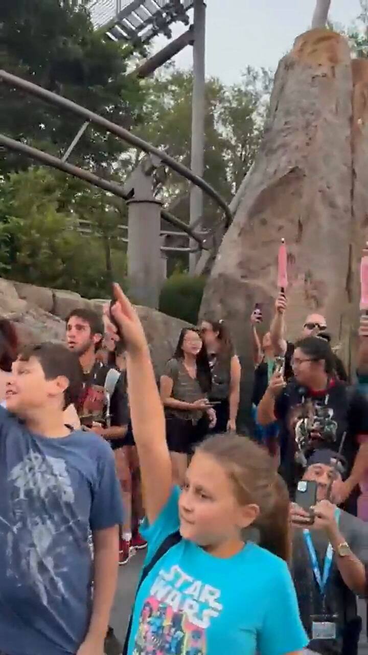 Homenajean a Robbie Coletrane en el parque temático Universal Orlando