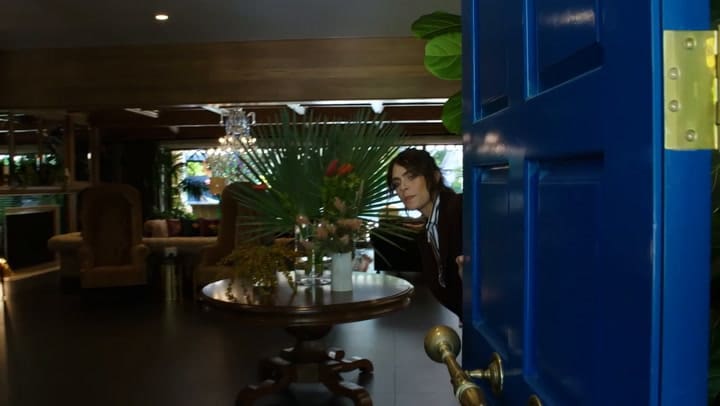 Cara Delevingne Y Su Mansión De Fantasía En Los ÁNgeles | En Casa De | Ad México Y Latinoaméric