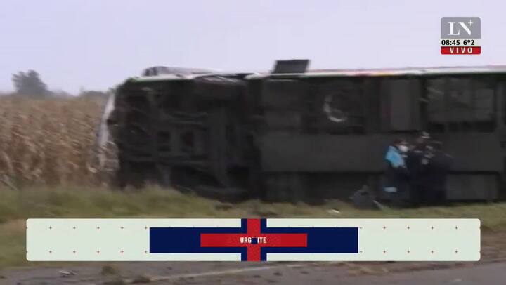 Un ómnibus que viajaba a la Ciudad volcó en Chascomús: dos muertos y 42 heridos