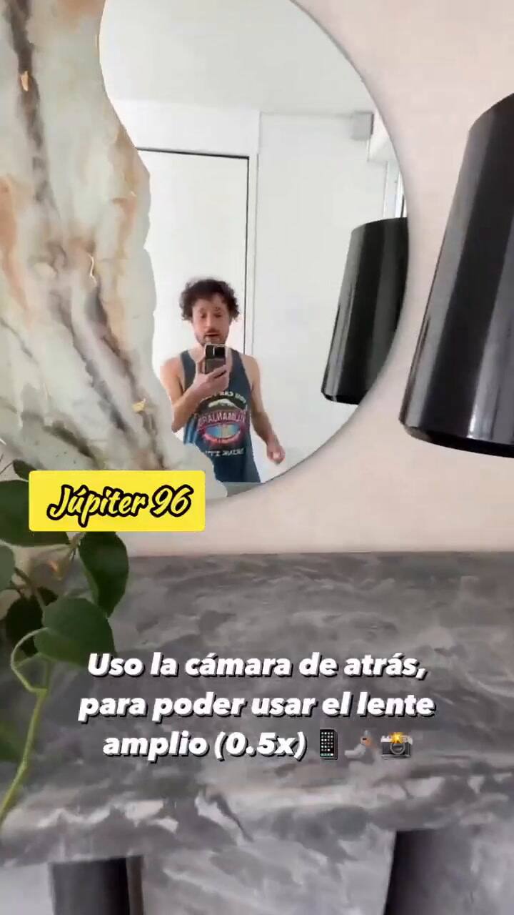 Luisito Comunica explicó por qué se graba con la cámara trasera
