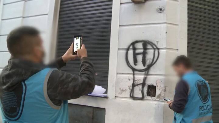 Detienen a hincha de Huracán por salir a hacer pintadas