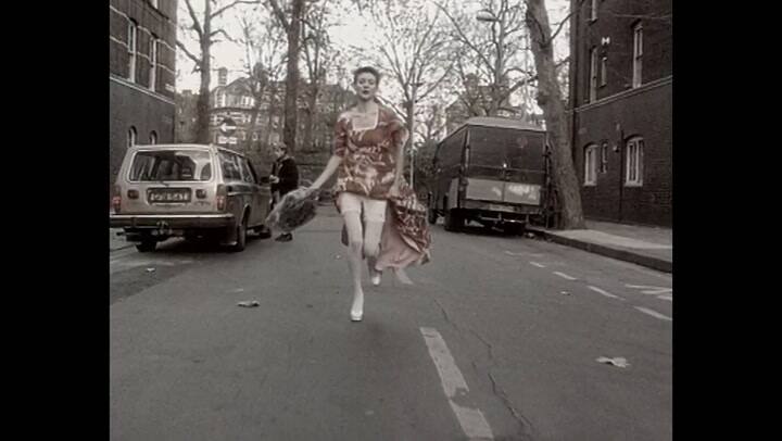 The Auteurs: Showgirl - Fuente: YouTube