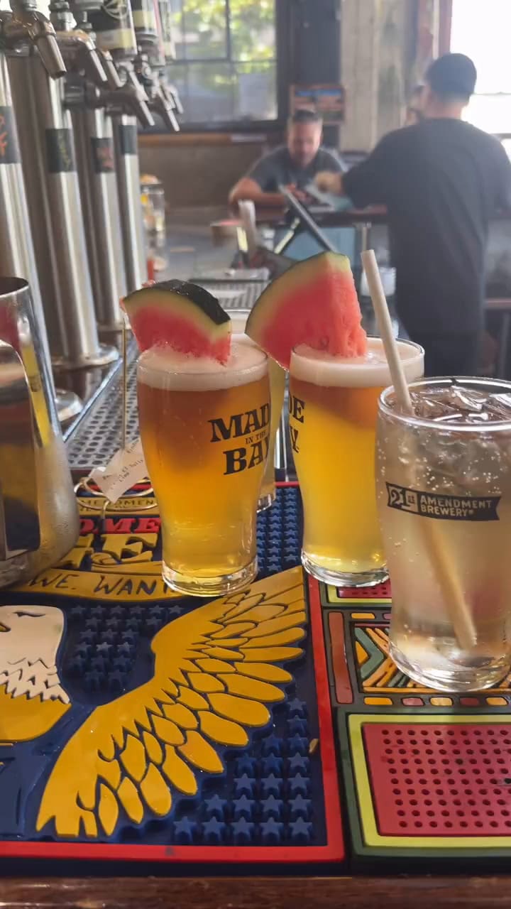 “Formamos una familia”: el icónico local de California que cierra sus puertas tras 25 años de atención