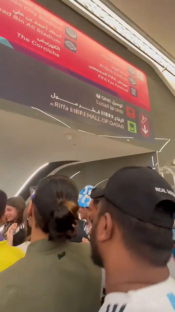 La gente ya se acerca al Lusail Stadium