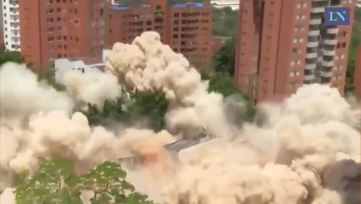 Demolieron el mítico búnker de Pablo Escobar en Medellín