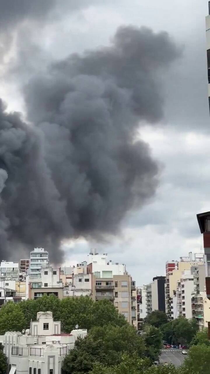 Se incendia estación de Edenor en Caballito