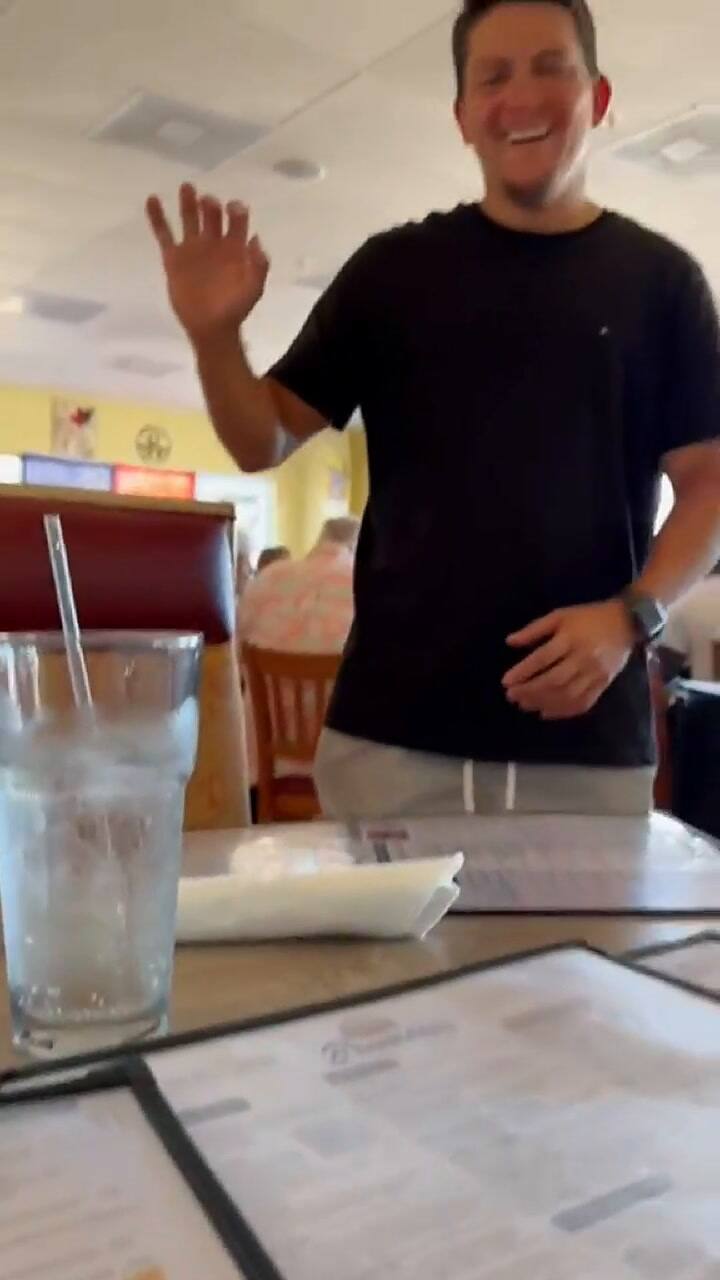 Una peruana visitó a su novio en Tampa y esta fue su reacción, parte 2