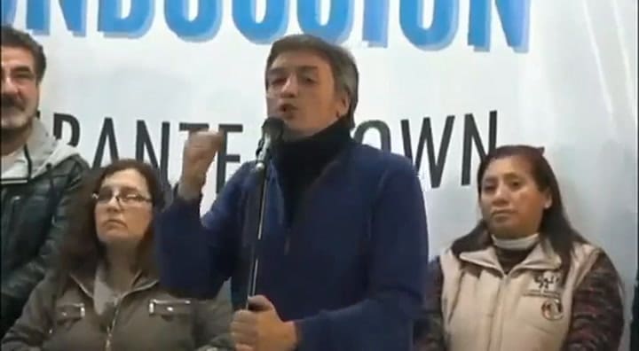 El día que Máximo Kirchner habló de los helechos iluminados de la capital