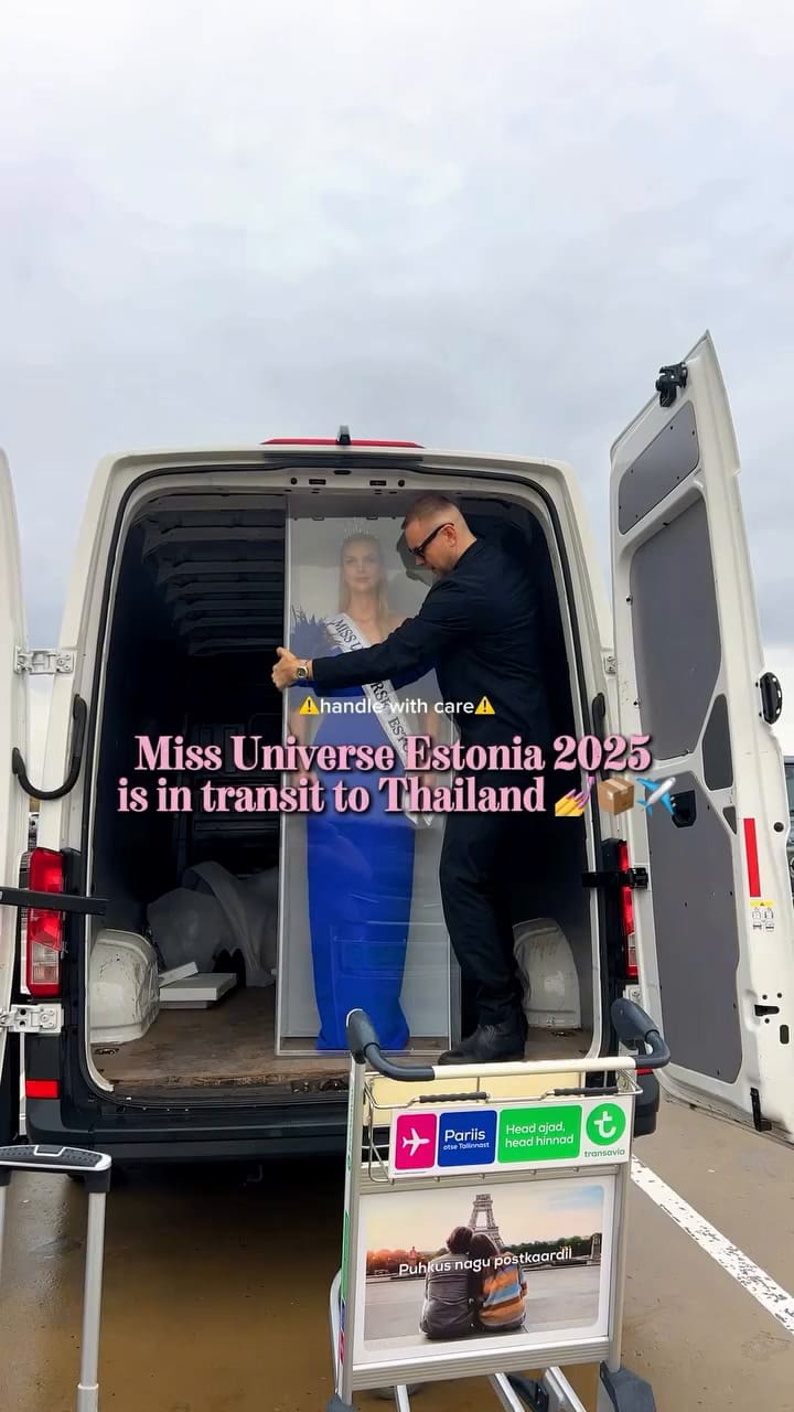 Miss Estonia recreó una Barbie humana al llegar a Tailandia