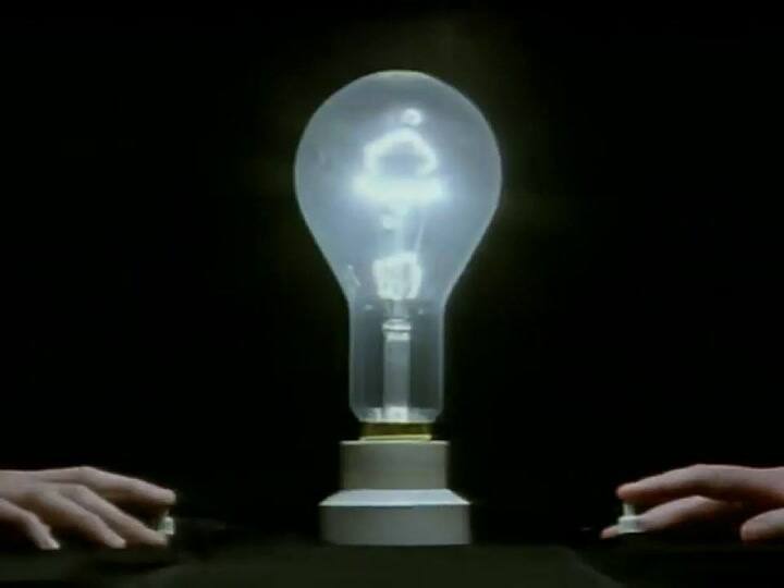 Blur: Girls And Boys - Fuente: YouTube