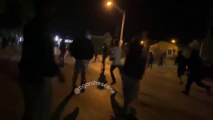 Arrestan a un adolescente por el asesinato de dos manifestantes. Fuente: Twitter @BryanDawsonUSA