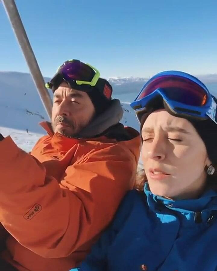 Mery y Pablo Granados cantando en Bariloche - Fuente: Instagram