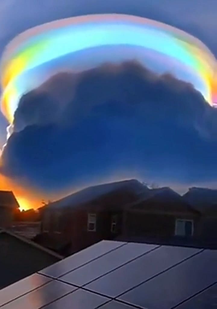 Iridiscencia, el fenómeno visual alrededor del sol que inquieta a todos en las redes