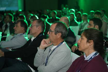 Hubo interés en las charlas del congreso de distribuidores